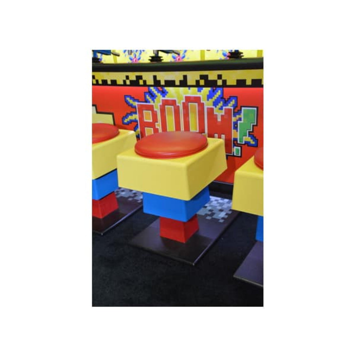 Bobs Space Racers Water Gun Fun Pixel Play - Game Den HQ