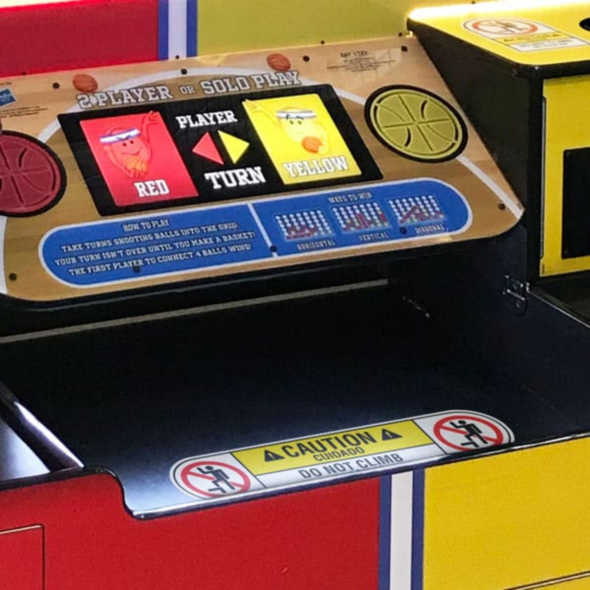 Bay Tek Entertainment Connect 4 Hoops HD